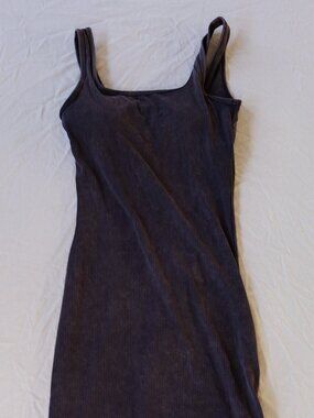 Vitality Cloud II Rib Basic Midi Dress NWT — Oxford Washed — Medium — Built-in B